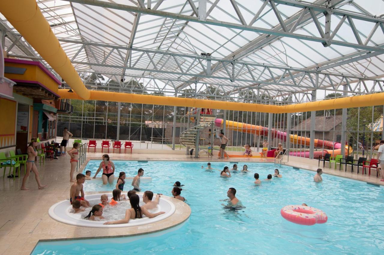 Camping Blauwe Meer Nv Hotell Lommel Eksteriør bilde