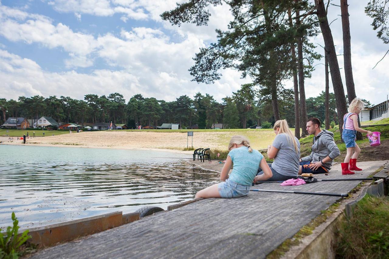 Camping Blauwe Meer Nv Hotell Lommel Eksteriør bilde