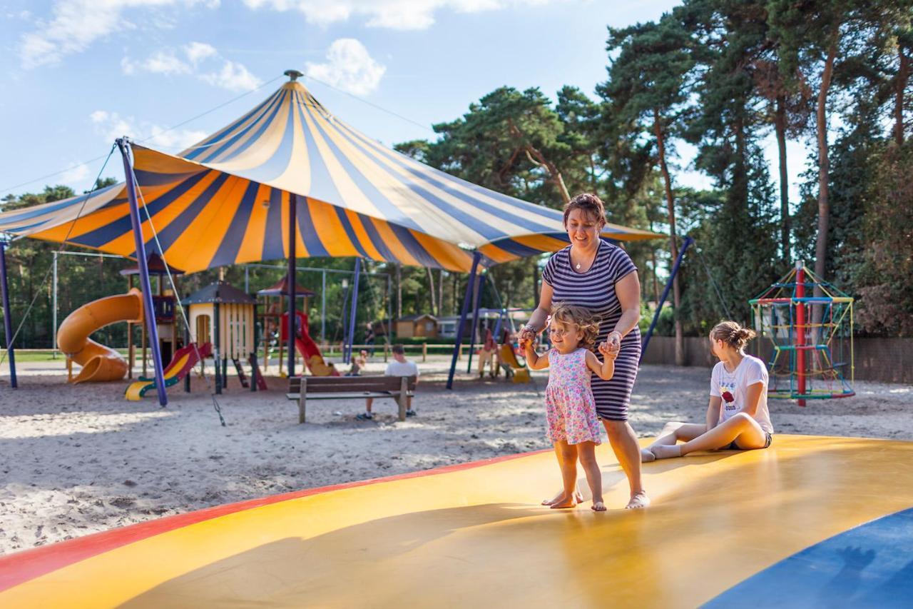 Camping Blauwe Meer Nv Hotell Lommel Eksteriør bilde