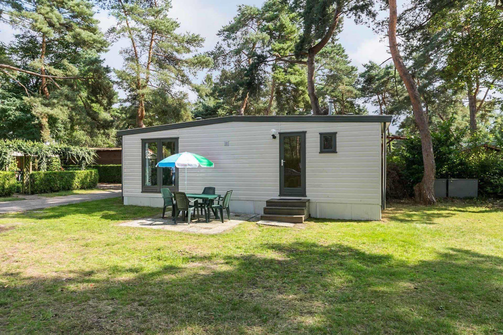 Camping Blauwe Meer Nv Hotell Lommel Eksteriør bilde