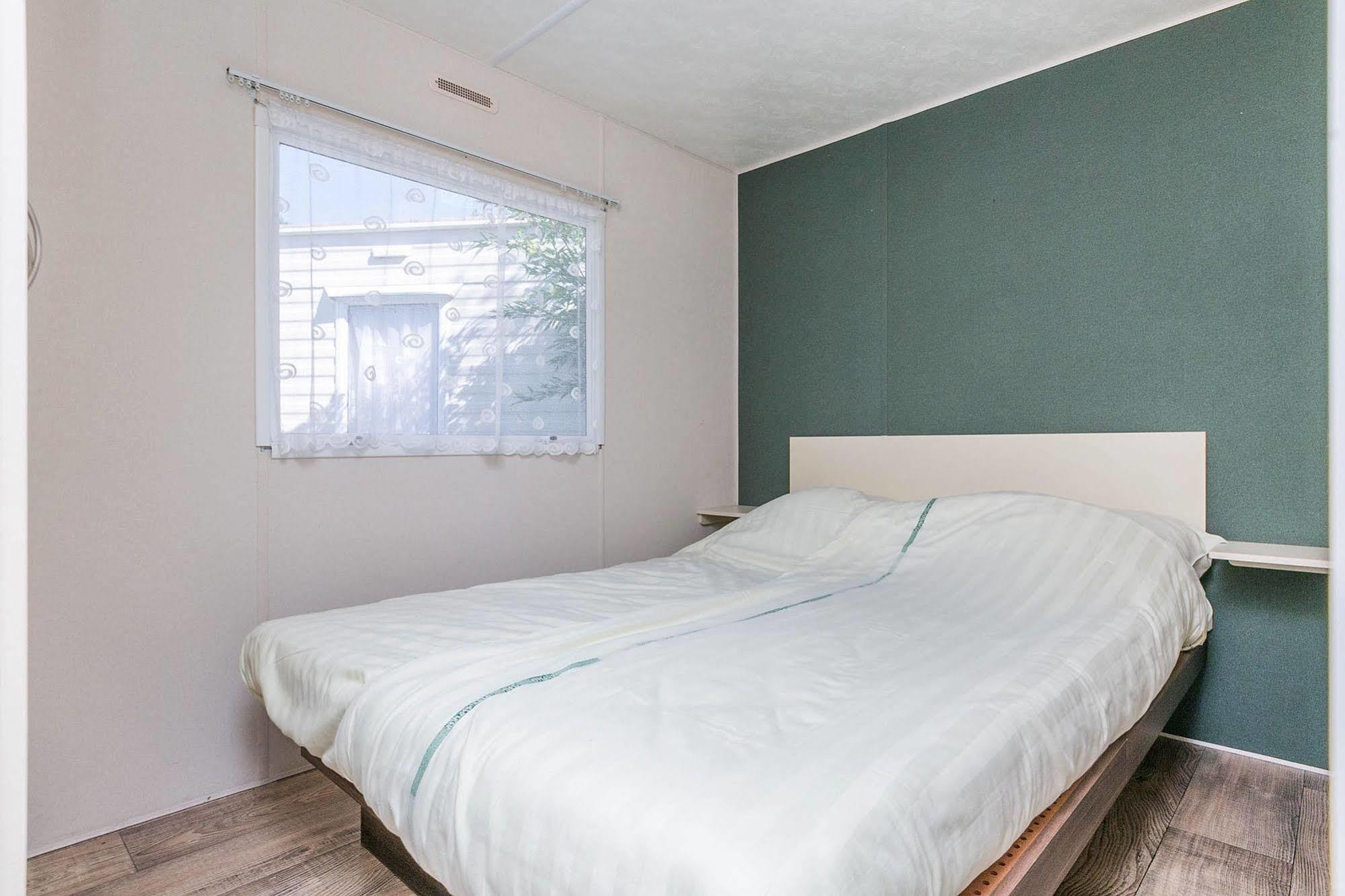 Camping Blauwe Meer Nv Hotell Lommel Eksteriør bilde