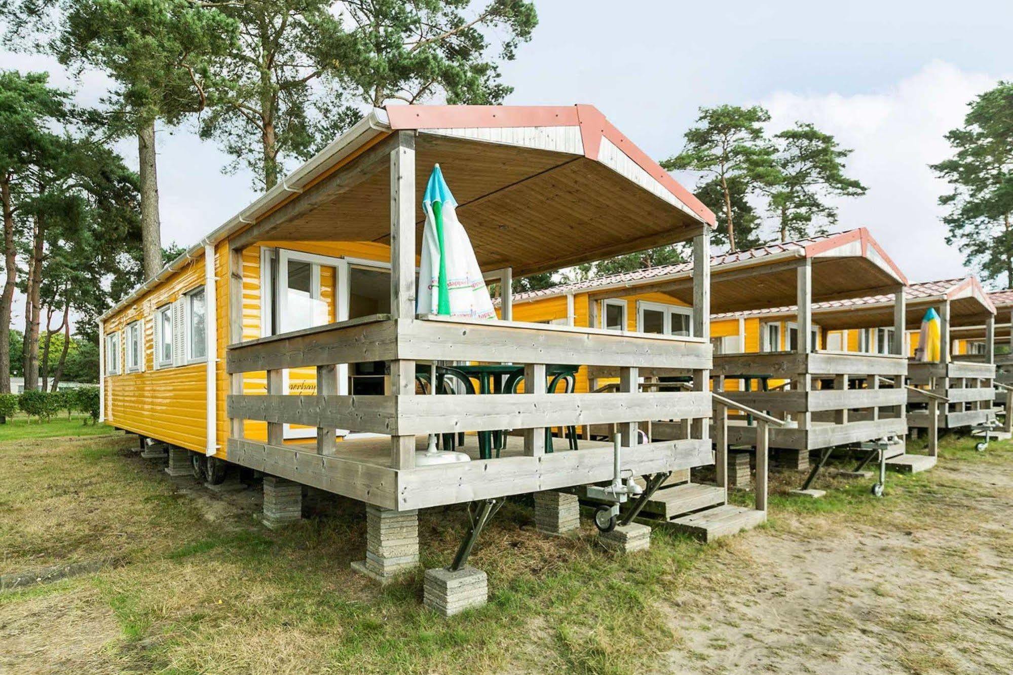 Camping Blauwe Meer Nv Hotell Lommel Eksteriør bilde