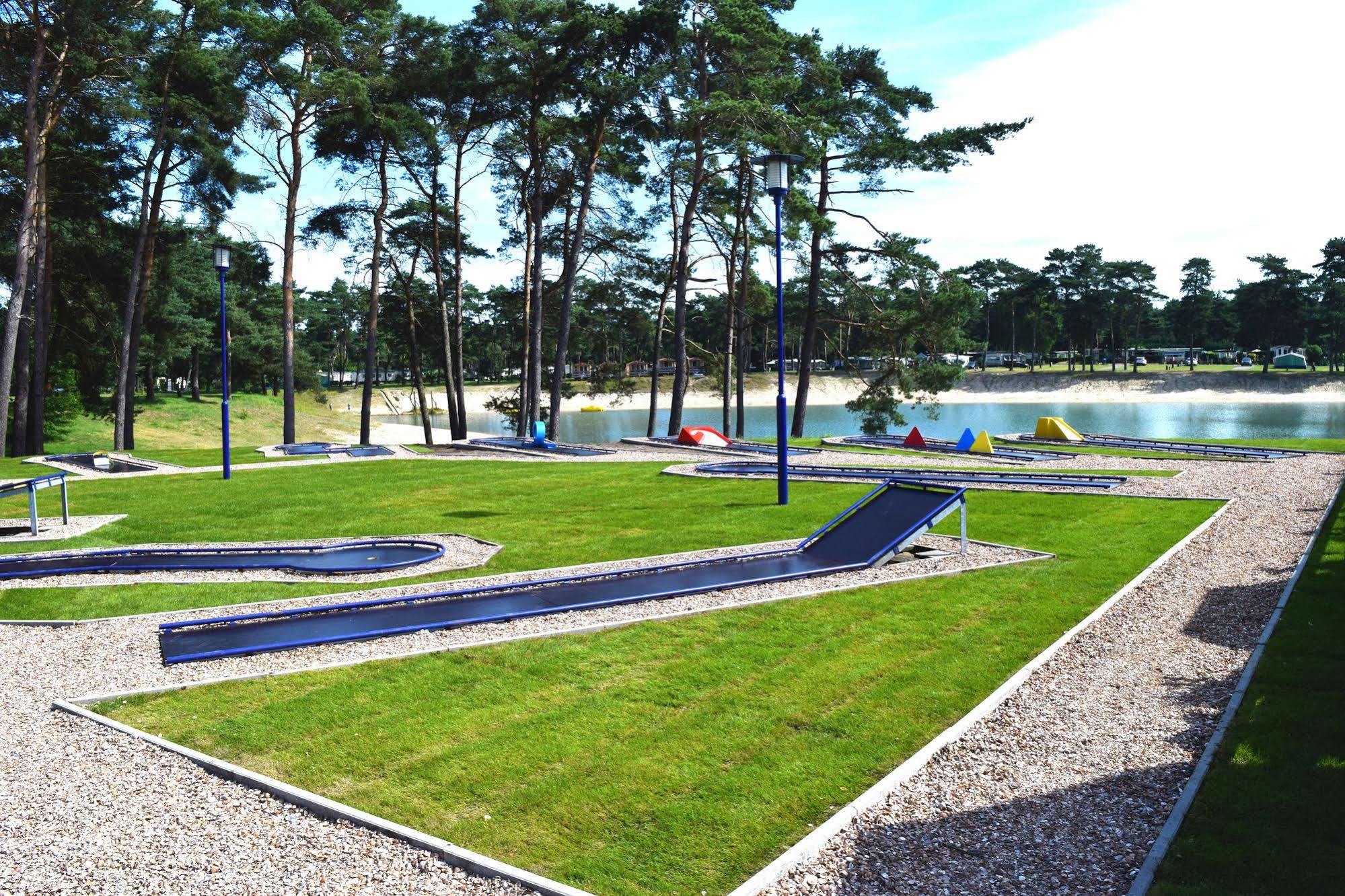 Camping Blauwe Meer Nv Hotell Lommel Eksteriør bilde